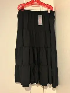 新品　大きいサイズ　ティアードロングスカート　4L 黒