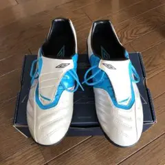 アンブロ　トレーニングシューズ