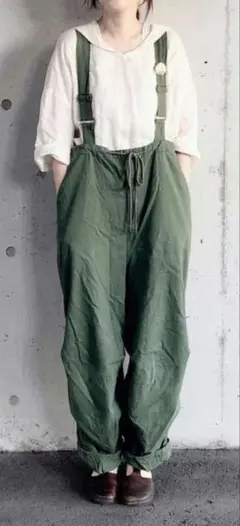 SM2 サス付きハイウエストパンツ
