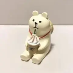 クマのフィギュア スター飲み物付き