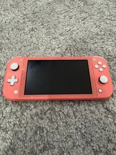 オークション商品　Nintendo Switch Lite コーラルピンク 本体