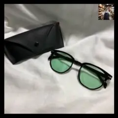 【再入荷】メンズ　サングラスgreen×blackウェリントン　ケースUV400