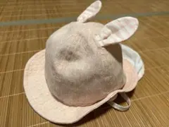 ウサギの耳付きピンクベビー帽子　46センチ
