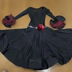 社交ダンス用黒ドレス・赤い花付き