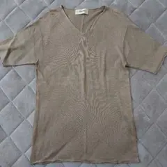 【値下げ 中古品】BEAMS ベージュ Vネック Tシャツ M