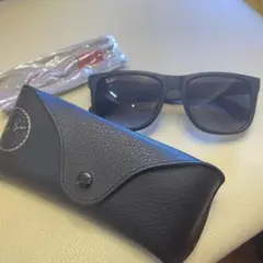 Ray-Ban ブラック サングラス