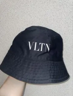 2025年最新】VALENTINO メンズ ハットの人気アイテム - メルカリ