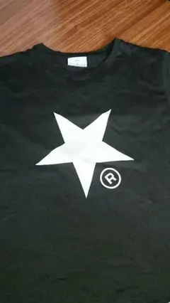 コンバース 黒Tシャツ