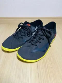 【極美品】Mizuno ビー2 Be2 25.5 ランニングトレーニングシューズ