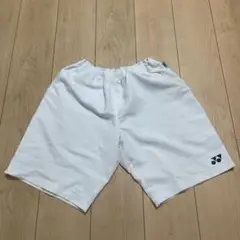 ヨネックス ホワイトハーフパンツ