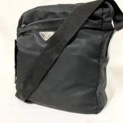 Item thumbnail for item d60407ba-8dfb-4623-b7a1-6efd7bf3bd93