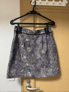 タイトスカート