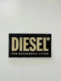 【ノベルティ】DIESEL ディーゼル　ピンバッチ