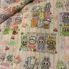 LABUBU カラフル　蛍光　生地　ぬいぐるみ　柄　布　綿ポリ