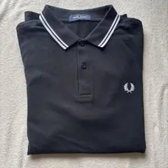 FRED PERRY ブラックポロシャツ