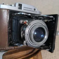 ✨レア品✨ Konica Pearl II 中判カメラ 50mm f/3.5 ✨レア品✨ Konica Pearl II 中判カメラ 50mm f/3.5