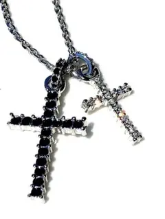 新品同様SWAROVSKI スワロフスキー 　ダブルクロスネックレス ・十字架