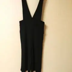 ブラック Vネック サロペット