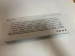 美品、Microsoft Compact キーボード ホワイト系 JIS配列