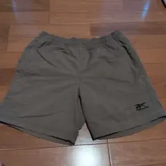 Reebok eightyone　エイティーワン ウーブンショートパンツ