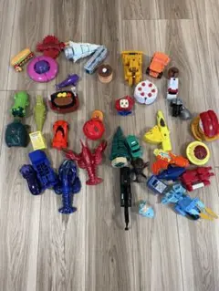 ユニトロボーン25体+ ウタゾー+モスバーガーおまけ 爆買いしたい ユニトロボーン25体+ ウタゾー+モスバーガーおまけ