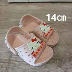 ●HELLO KITTY ハローキティ　ピンク サンダル