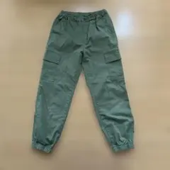 ユニクロ　カーゴパンツ　カーキ　150