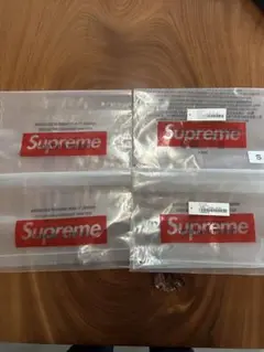 Supreme ロゴ入りクリア袋 4枚セット