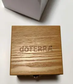 doTERRA コレクションボックス 木製 9本 新品未使用ドテラ非売品