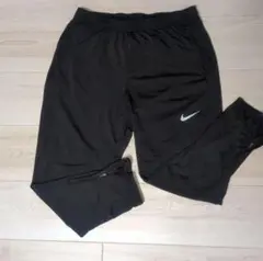 Nike ブラック トレーニングパンツ　ジャージ