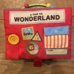 A TRIP TO WONDERLAND 知育絵本