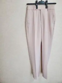 ピンク　パンツ