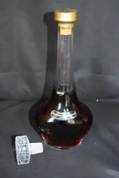最終値下げ。希少！CHATEAU PAULET ピラミッド型陶器ボトル 最終値下げ。希少！CHATEAU PAULET ピラミッド型陶器ボトル 希少