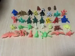 ゴジラ　消しゴムセット