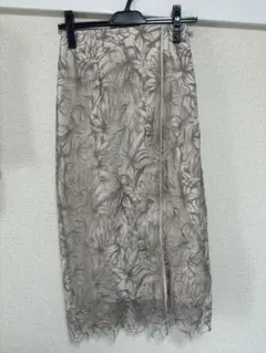 Apuweiser riche 花柄レースタイトスカート