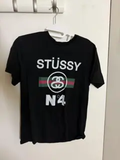 STÜSSY ブラック Tシャツ N°4