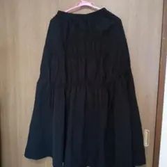 黒 フレアスカート ギャザー入り