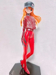 エヴァ　アスカ　フィギュア　帽子