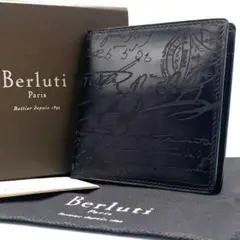 【新品✨】ベルルッティ カリグラフィ 二つ折り財布 コンパクトウォレット 黒