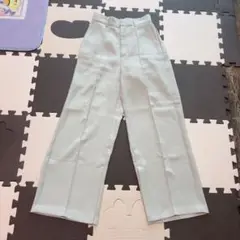 GU ベージュ ピンタックワイドパンツ スラックスSサイズ