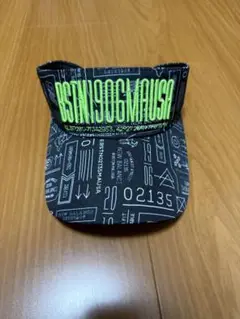 Item thumbnail for item 20518ebf-1c61-4fc0-bef0-09bf95da110b