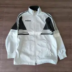 Item thumbnail for item e42dc12e-182f-4f76-8189-f13fc2469845