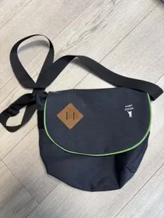 Item thumbnail for item 5785ed7d-62cb-49dd-972b-d95f7b10eb6e