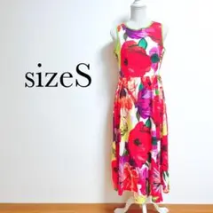 ノースリーブロングワンピース【S】大判フラワープリント　リゾート柄　華やか