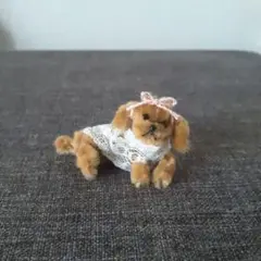 Item thumbnail for item 26c2ba21-d3c9-4102-a8a8-6f8f41bfb2ad