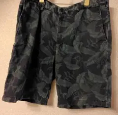 カモフラージュ柄ショートパンツ