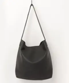 fredy フレディ　ショルダーバッグ