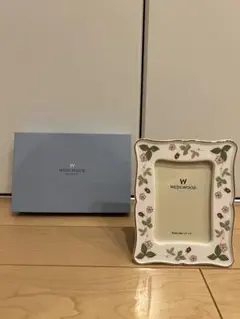 【新品未使用】WEDGWOOD フォトフレーム 3.5 x 5インチ