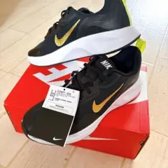 (タグ付き新品)NIKE ウェアオールデイ ウィメンズシューズ