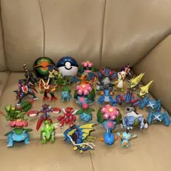 【希少】金のコイキング フィギュア 金のコイキング フィギュア ポケモンだいすきクラブ - メルカリ